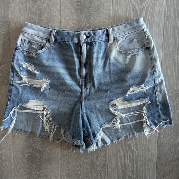 American Eagle Outfitters Jeans & Shorts - Picture 5 of 10